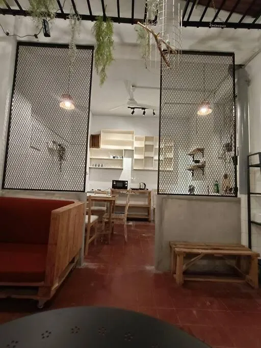 Unesco Bohemian Style Heritage House At Georgetown 5Br 14 Pax 0*, George Town Malaysia