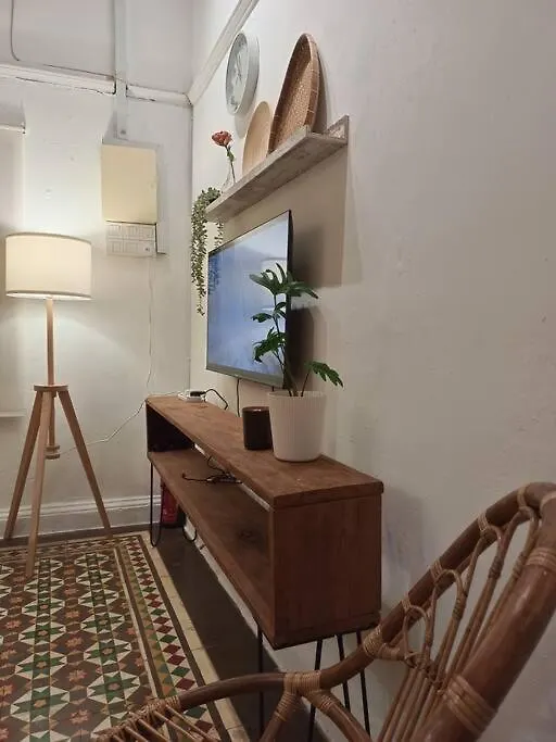 Unesco Bohemian Style Heritage House At Georgetown 5Br 14 Pax Malaysia