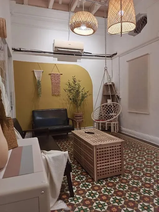 Unesco Bohemian Style Heritage House At Georgetown 5Br 14 Pax 0*, George Town