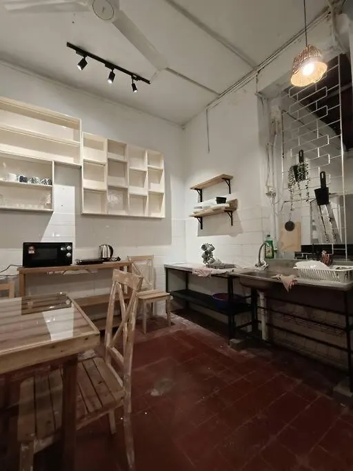 Unesco Bohemian Style Heritage House At Georgetown 5Br 14 Pax Holiday home George Town