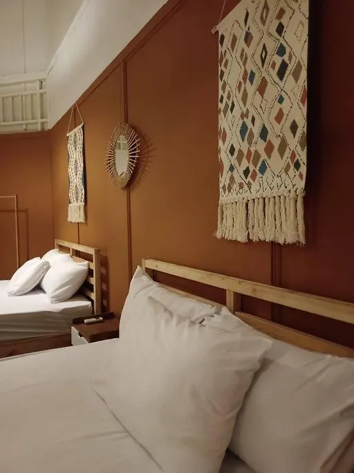 Unesco Bohemian Style Heritage House At Georgetown 5Br 14 Pax