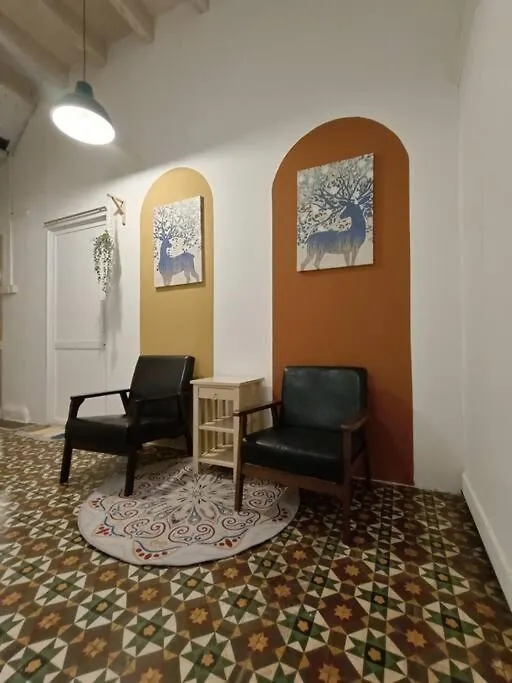 Holiday home Unesco Bohemian Style Heritage House At Georgetown 5Br 14 Pax