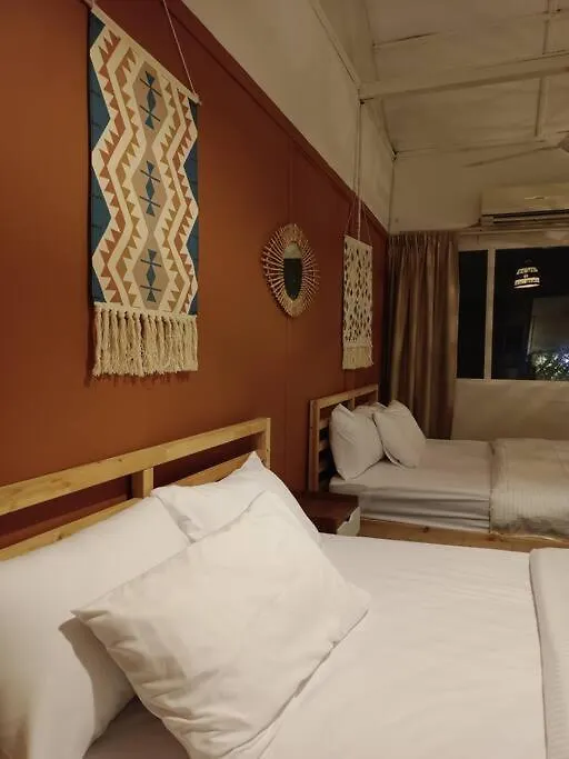Holiday home Unesco Bohemian Style Heritage House At Georgetown 5Br 14 Pax